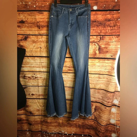 Extreme Flare Jeans - Picture 7 of 13